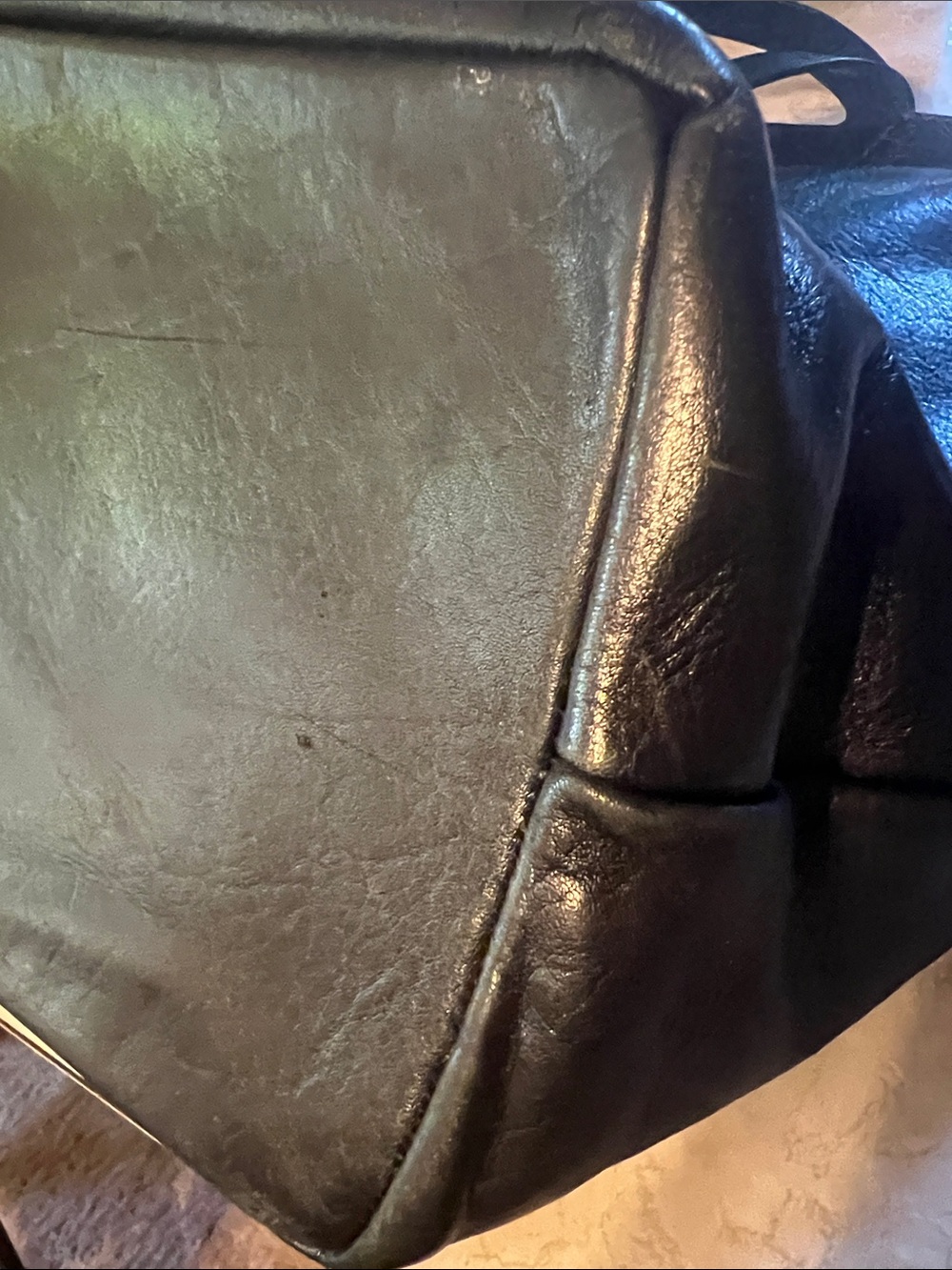 Classic Black Leather Tote Bag - Women - Picture 6 of 9